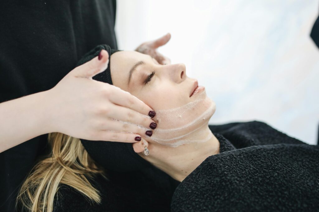 pexels-polina-tankilevitch-3738349 Title: The Rise of Skin Cycling – How to Build a Rotating Skincare Routine for Maximum Results