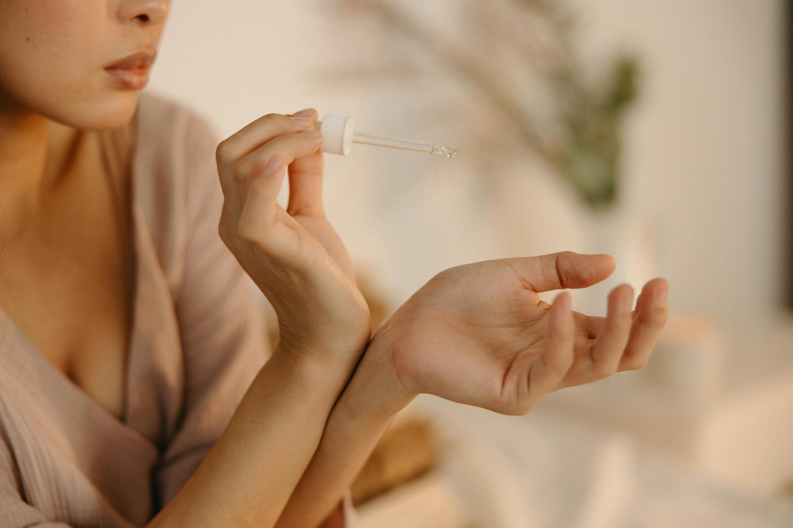 Natural Fragrance Oils vs. Synthetic Perfumes